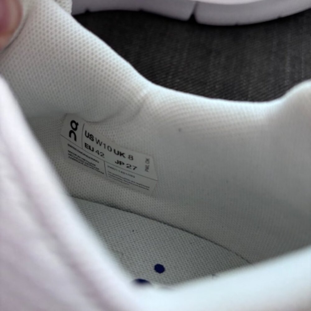 OnCloud - The Roger Sneaker. Women's 10. White and Blue. - Picture 4 of 5